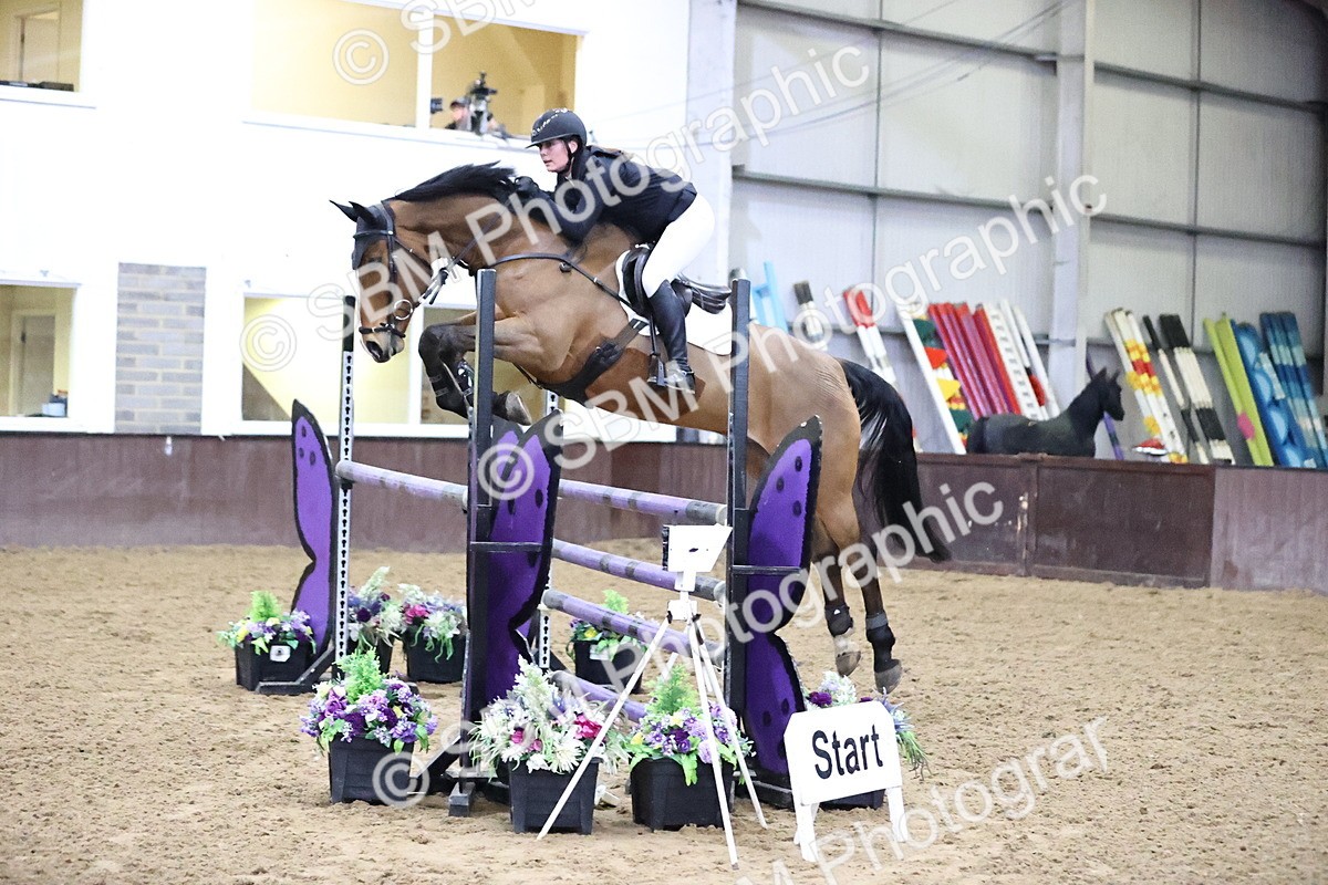 SBM_010197 - Class 25 - Equestrian Senior Foxhunter 1.20m