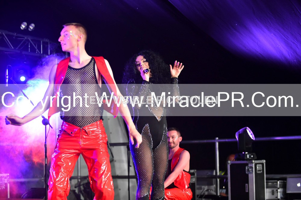 SH4_6734 - The Cher Experience