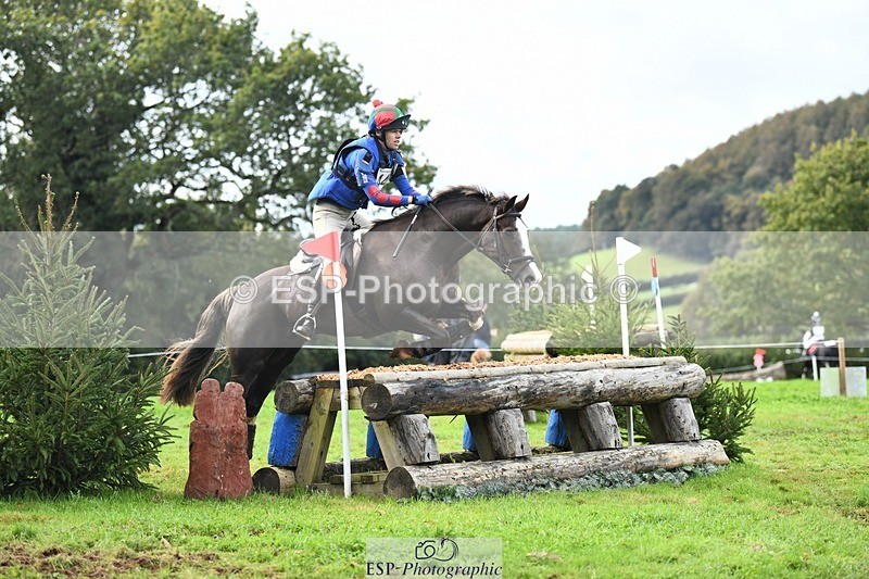 231021-134552-18122 - 440-LODOR.CARL-Katie.Mathias-SC+XC