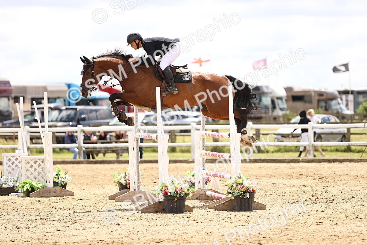 SBM_003727 - Class 22 - Senior Foxhunter 1.20m