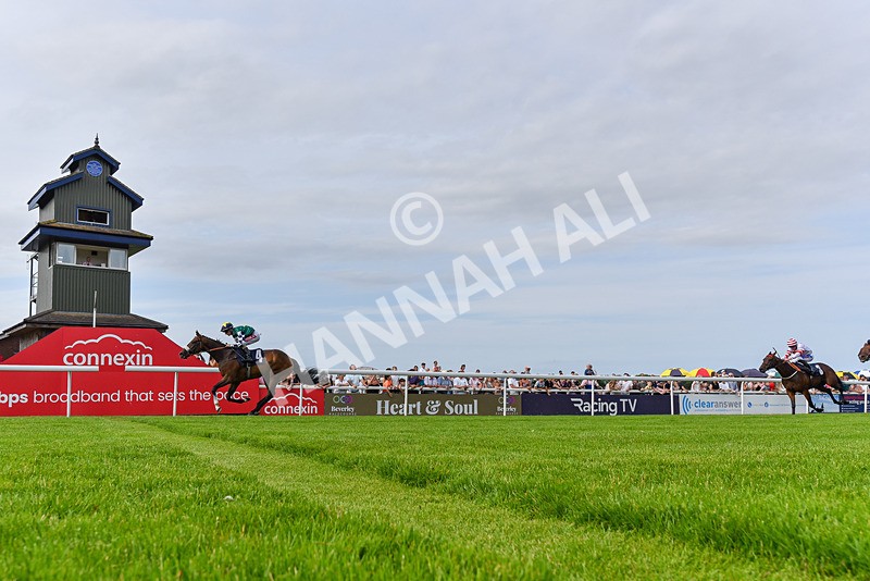 300724-Race 6-Bell Shot-2348 - Race 6