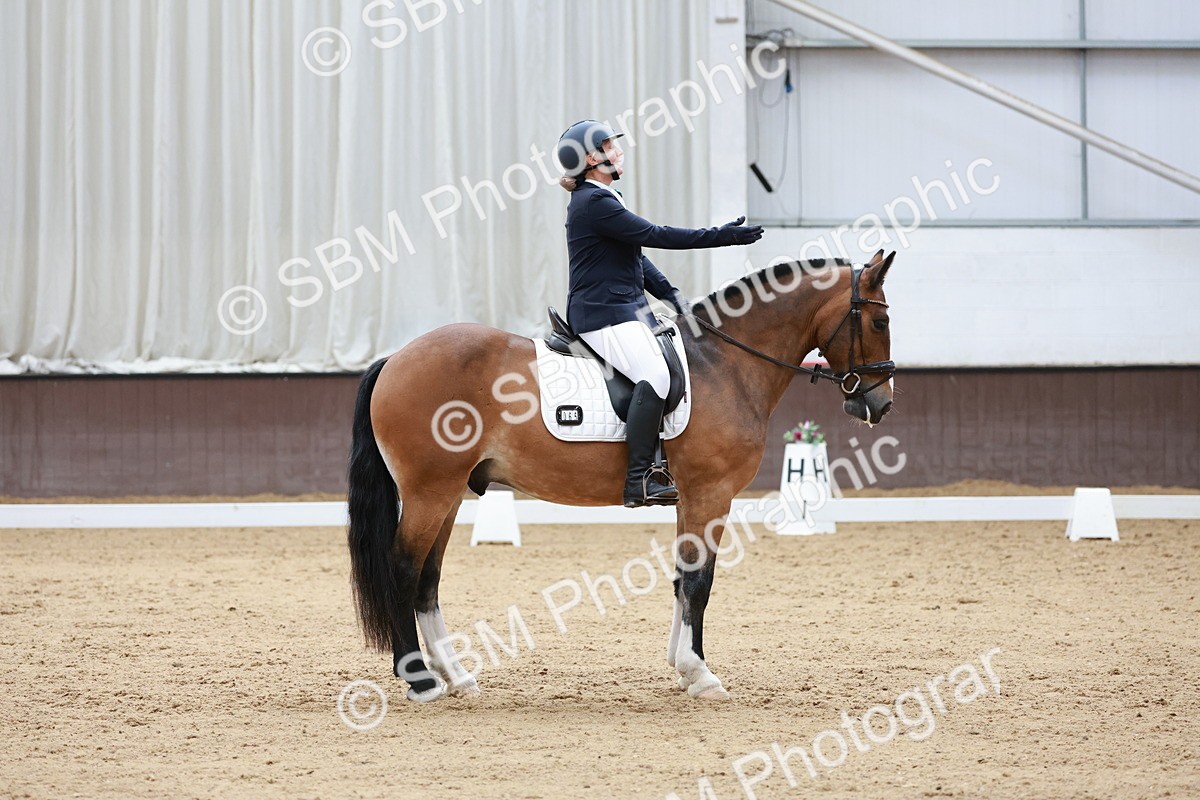 SBM_009045 - Class 6b - Novice 6 - 11.02-12.19