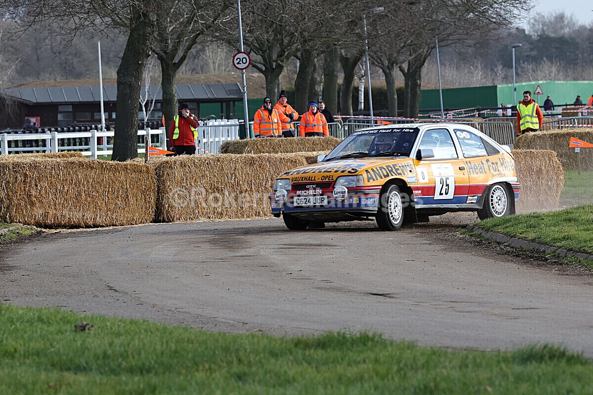 RETRO-35 - Race Retro