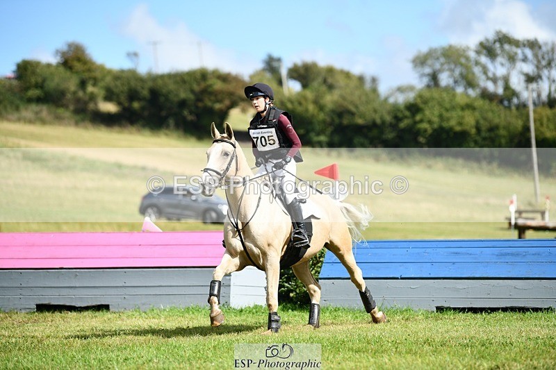 250831-144456-10582 - O-705-Imogen.Knight