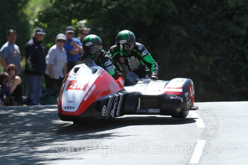 IMG_2398 - Sidecar Race 2 - TT 2013