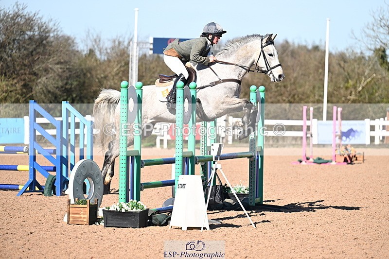 260318B-104839-00178 - Clear Round & Brit Nov 90cm