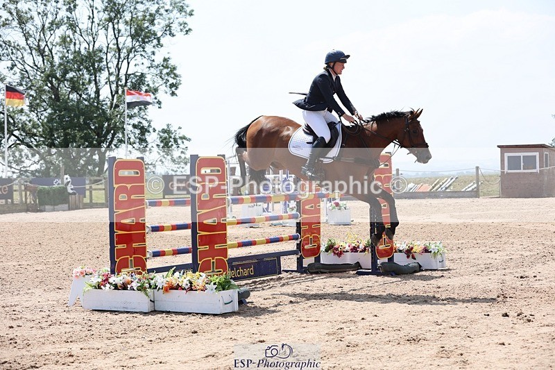 250725-143220-03339 - Cls 3 Snr Foxhunter