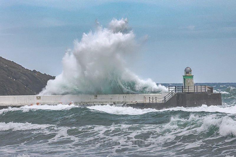 Laxey Storm - Sea of Man