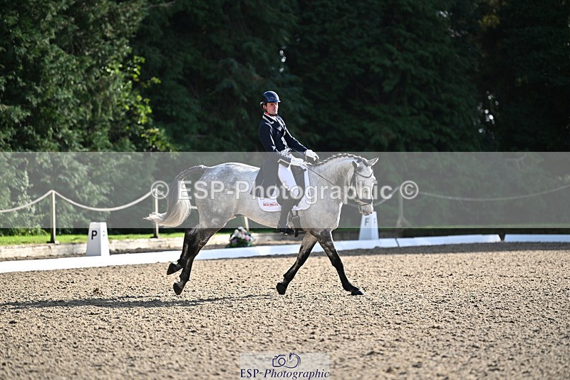 241023-143228-00537 - 001-Cameron.Beer-NEWPORTS.DEFINITELY.UNTOUCHABLE