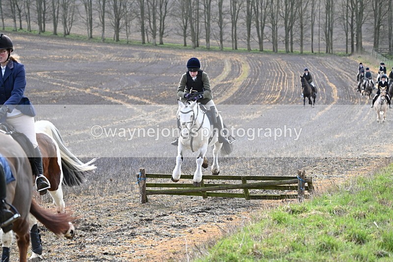 WJ6_8641 - Meet & Line One