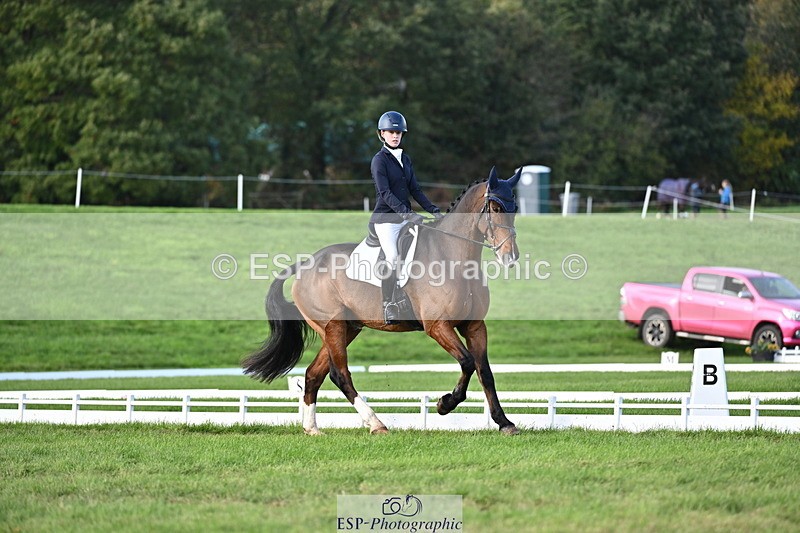 251024A-153215-14075 - E-398-Fenella.Redvers
