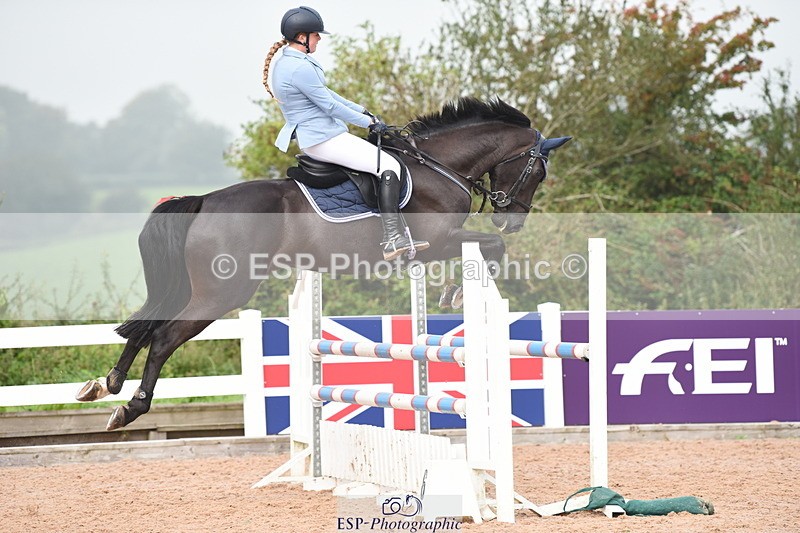 230902A-112254-00576 - Cls 8 1.05m Amateur Quali