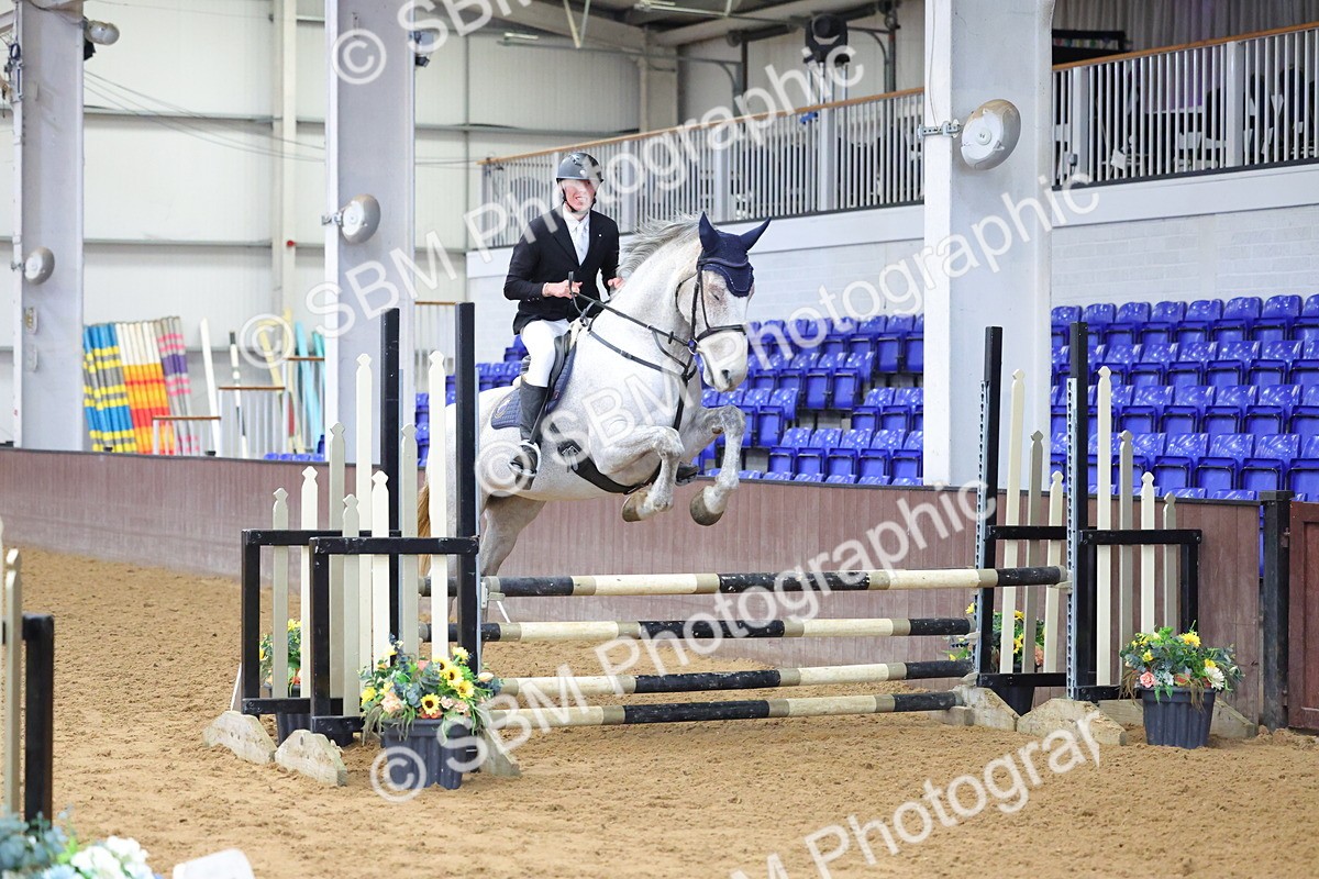 SBM_009787 - Class 20 - Senior British Novice/ 90cm Open - First Round (0.90m)