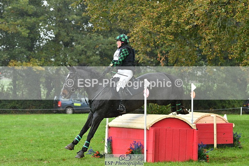 251025A-101815-17273 - D-343-Georgina.Owen