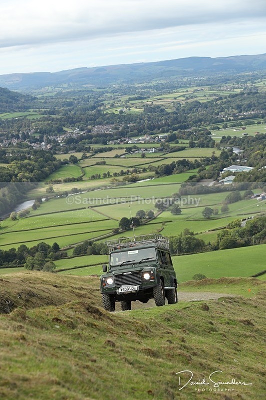 SPXX3369 - Land Rover