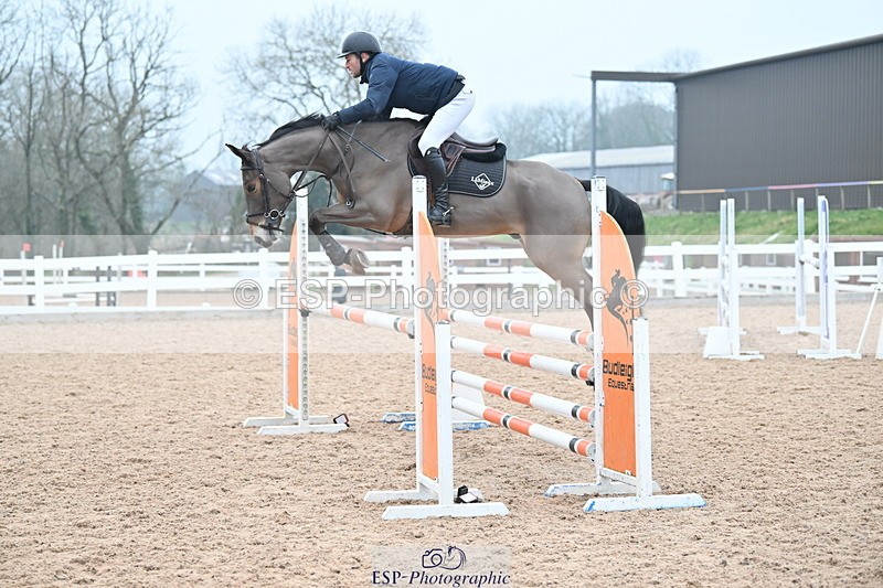 240113A-123338-02004 - Cls 12 Newcomers and 1.10m Open