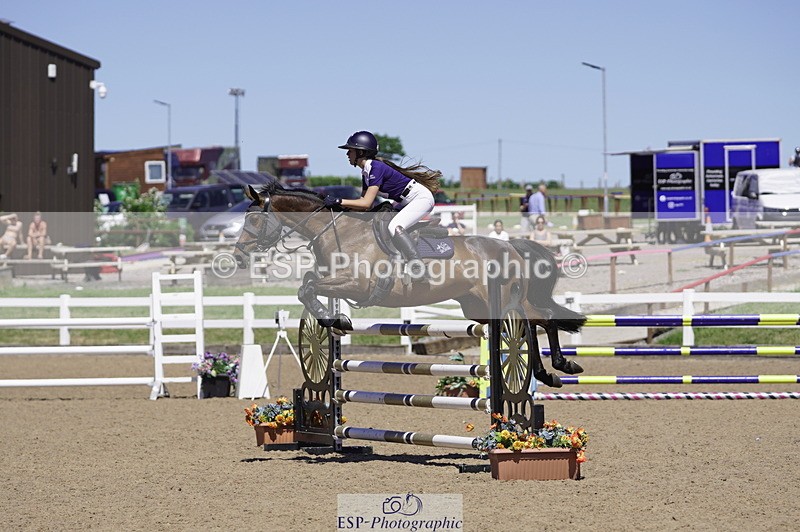 230624A-151328-02167 - Cls 26 Pony Foxhunter & 1.10m Open