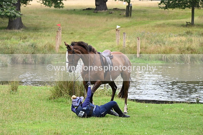 WJ7_6593 - Time at Water 09:30 to 10:00