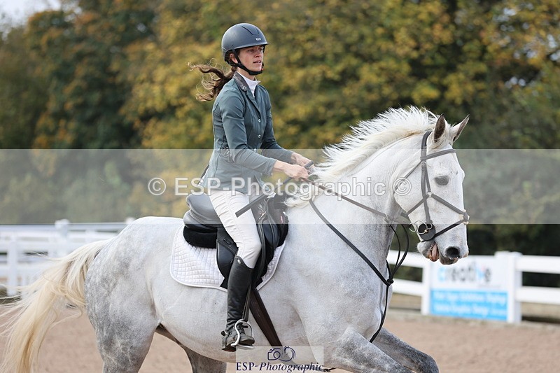 241101A-084003-00342 - FRI Cls 2 British Novice and 90cm Open