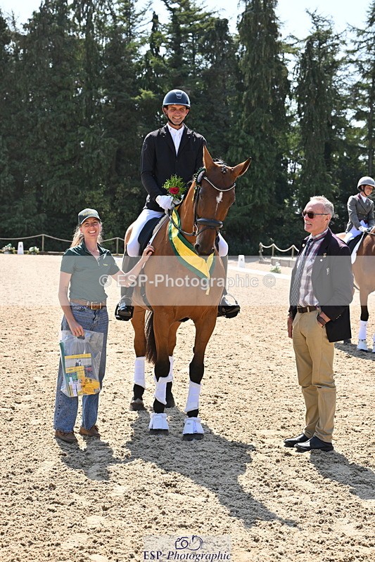 250810A-132459-06563 - Medium SILVER Presentations