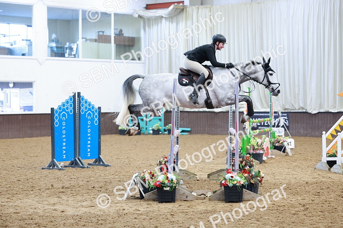 SBM_003505 - Class 11 - Senior Newcomers/ 1.10m Open