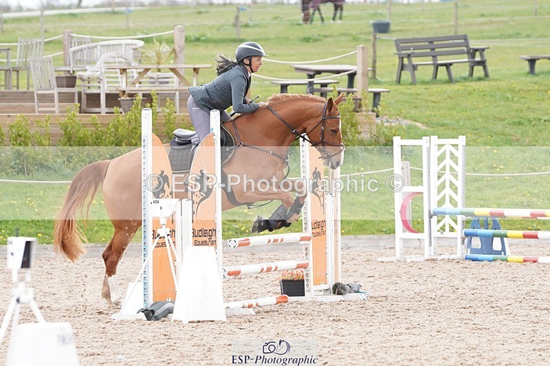 250414-130408-00847 - 70cm Round 2