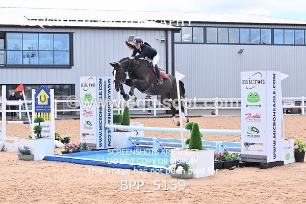 BPP_5159 - CLASS 8 THURS HOYS GFS Saddles Senior Newcomers Second Round