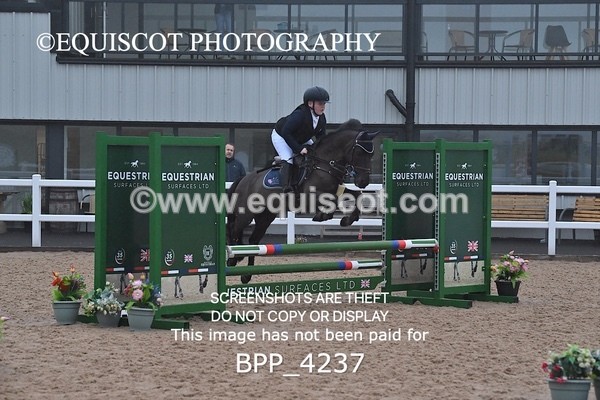 BPP_4237 - SAT CLASS 31 Cats & Pipes 128/138cms Debut C'ship Qualifier