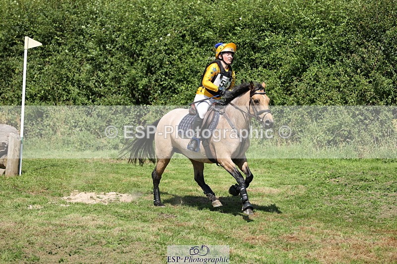 240811A-112104-01650 - 054-