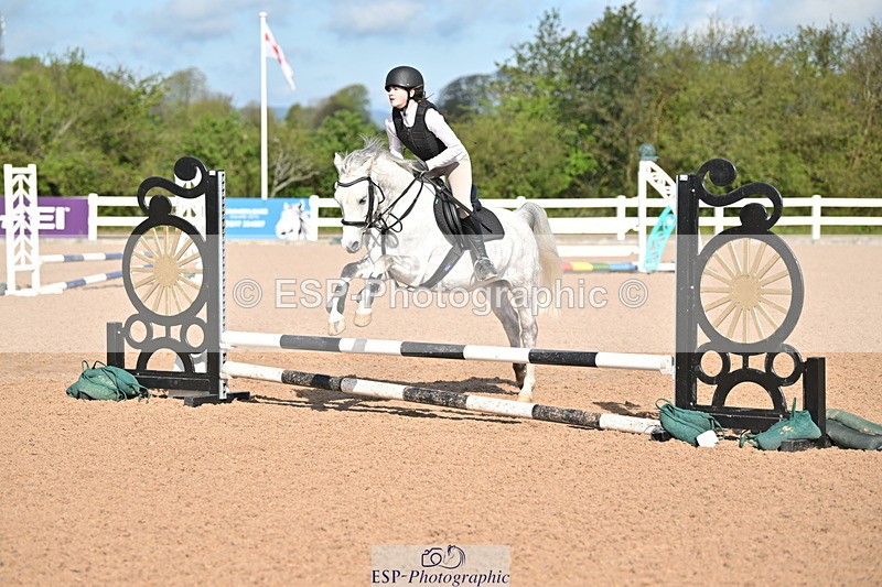 240504A-092722-00129 - Cls 11 Clear Round 50cm