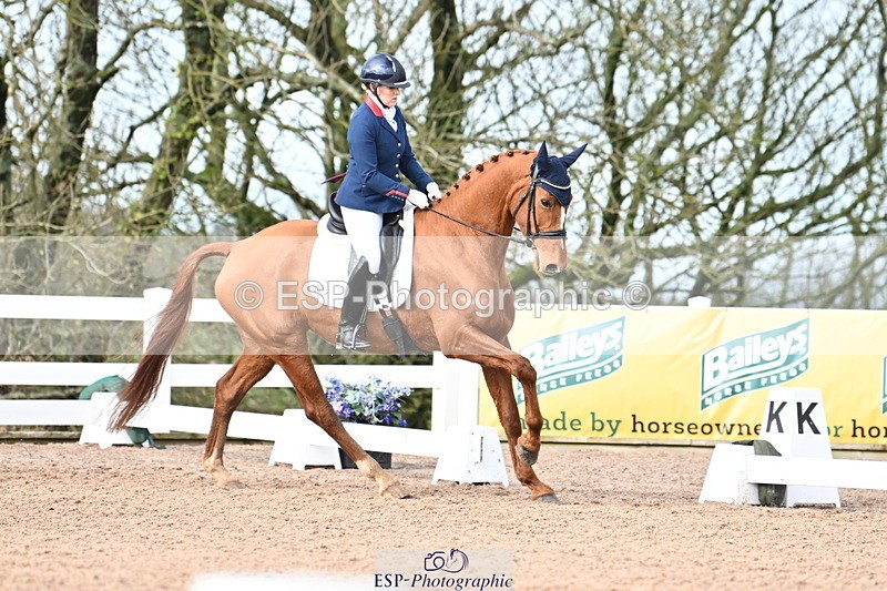 240218A-123920-07047 - 208-Charlotte.Dicker-Catherston.Zahara