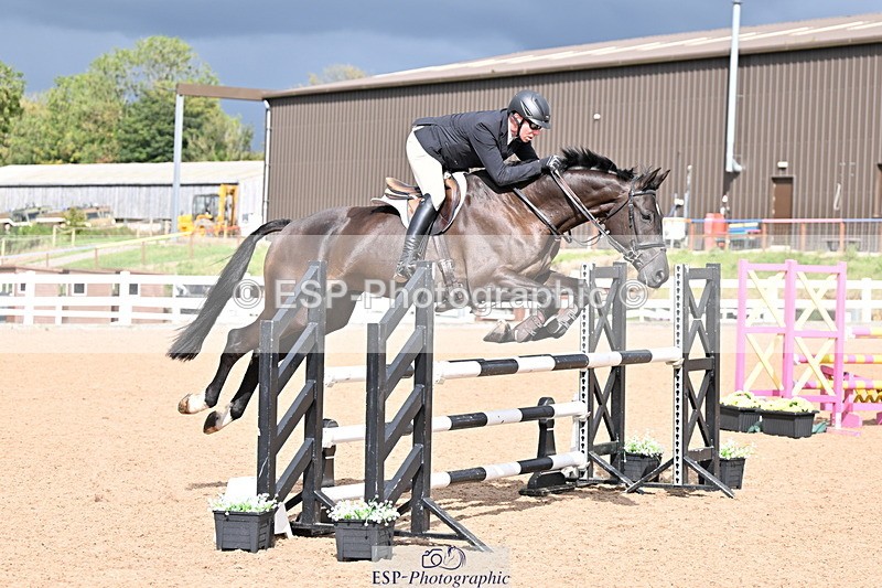 240912A-144917-02053 - Cls 12 1.05m Amateur Qualifier