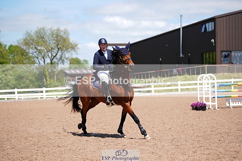 240525A-122154-05927 - Cls 16 Snr 1.20m Open