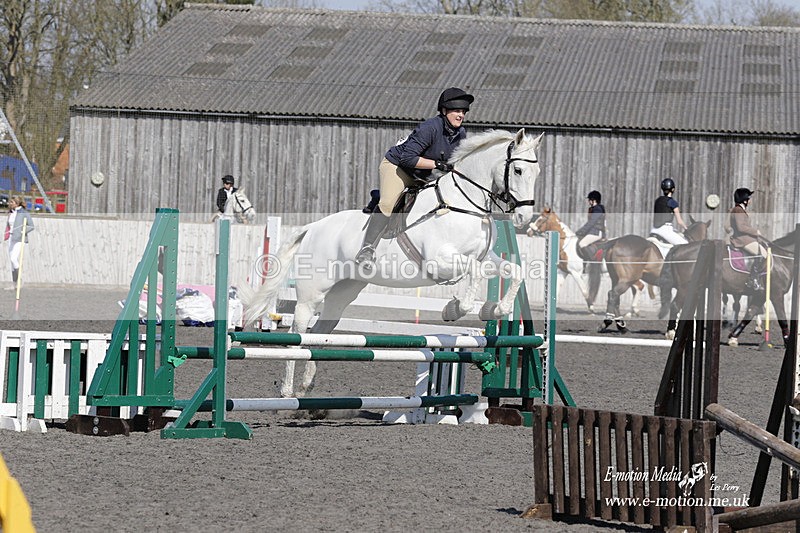 _EST0955 - Bourne Valley Riding Club Winter Showjumping 27/03/22
