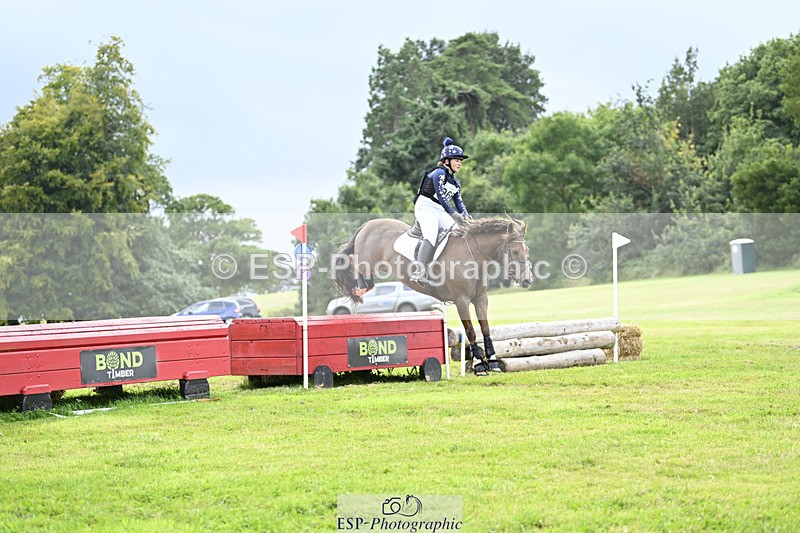 240825X-171941-37713 - 80cm XC 16.30 to 17.30