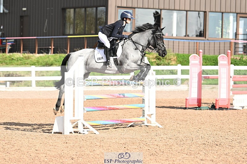 241026A-125754-00940 - SAT Cls 10 Pony Foxhunter and 1.10m Open