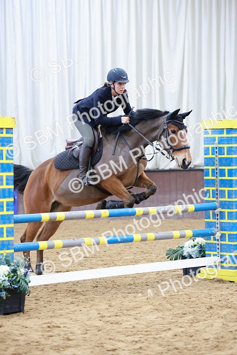 SBM_002910 - Class 9 - Equissage Pulse Senior BritiNovice/ 90cm Open