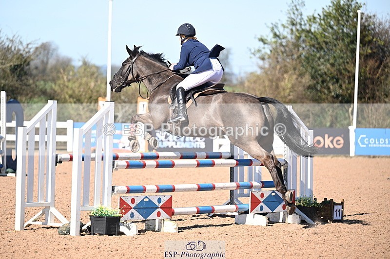 260318B-103714-00137 - Clear Round & Brit Nov 90cm