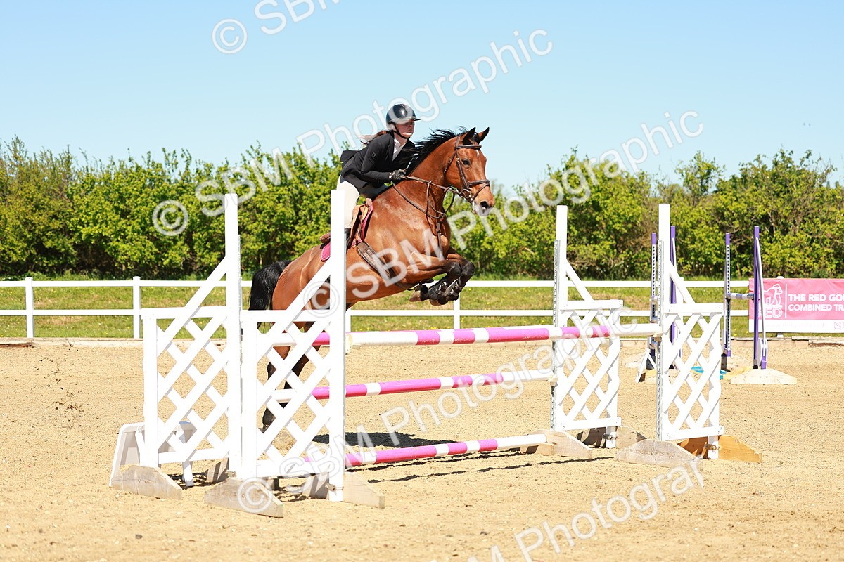 SBM_001360 - Class 4 - Senior Newcomers 1.10m