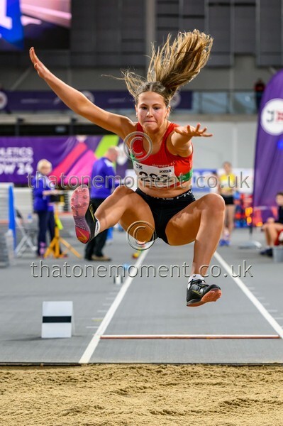 SenInd26-916366 - Field Female Set One