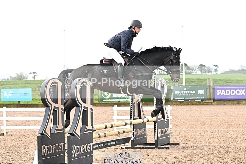 250416-092141-00036 - Cls 1 British Novice and 90cm