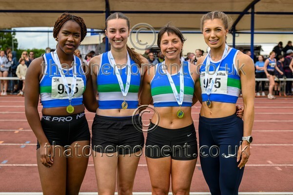 Relays26-816218 - Medals