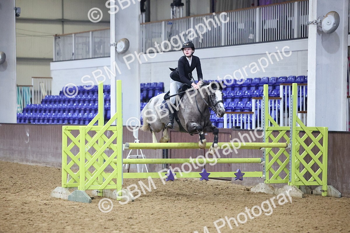 SBM_003231 - Class 11 - Blue Chip Pony Newcomers - 1.00m Open