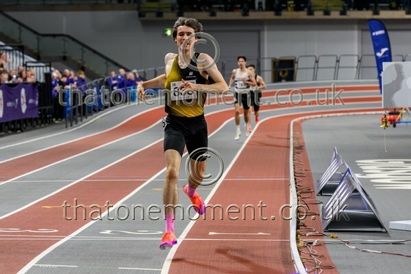 CEInv26-913449 - Track Male Set Two