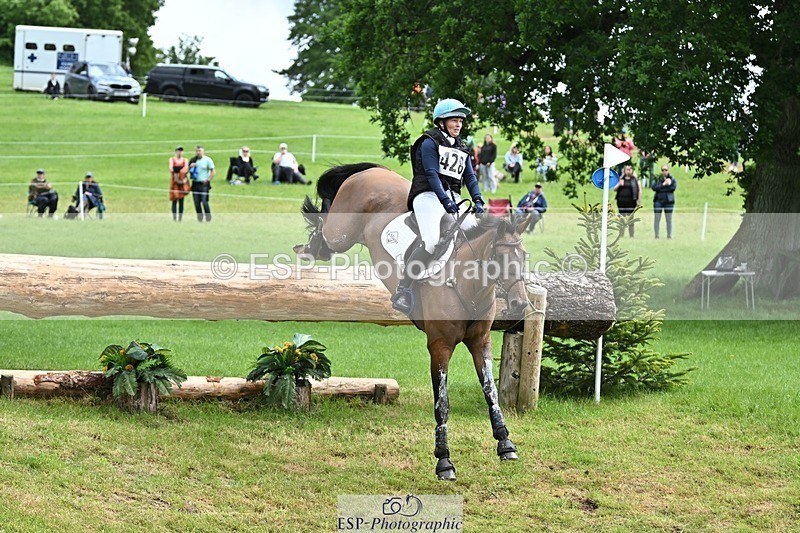 240526-114811-20701 - 428-COOLEY_SNAPCHAT-Selina_Milnes