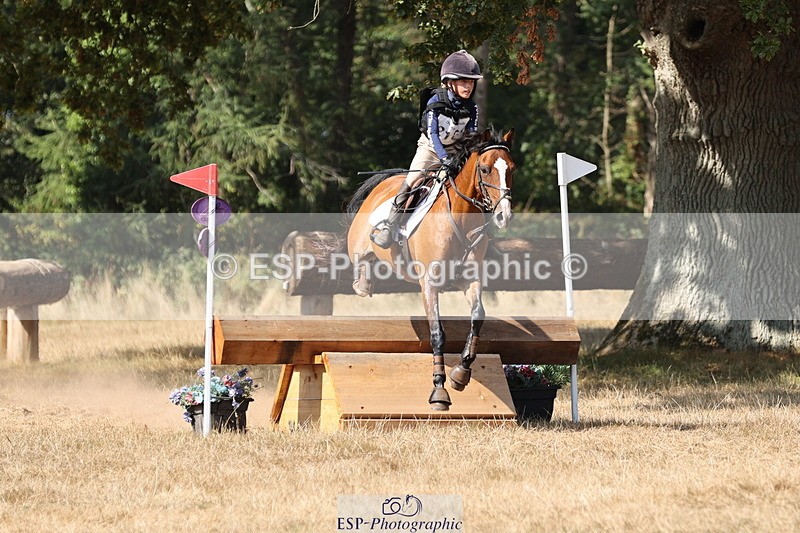 250824A-151240-39195 - 2169-Oliver.Thomas-Doylan.fairy.footsteps