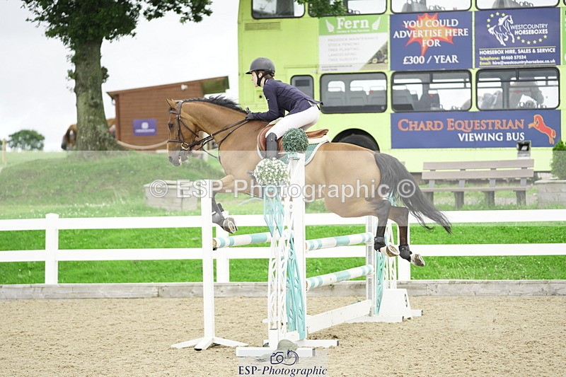 230728A-145358-02510 - Cls 11 1.05m Amateur Quali