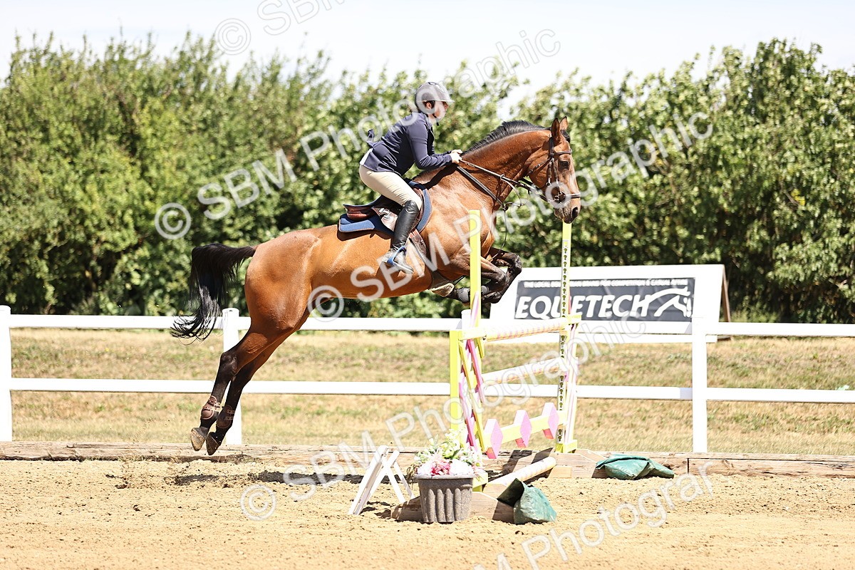 SBM_010042 - Class 9 - Senior Foxhunter - 1.20m Open