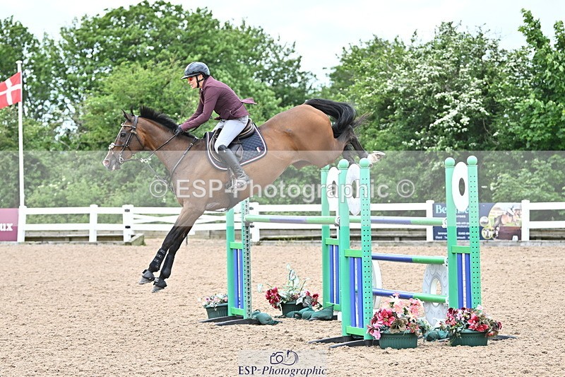 240523A-135907-01983 - Cls 5 National 1.30m