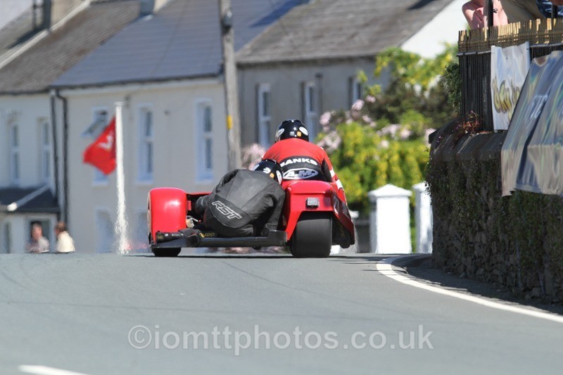 IMG_2612 - Sidecar Race 2 - TT 2013